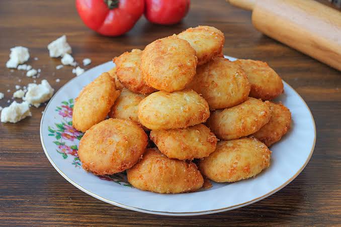 PEYNİRLİ PİŞİ
